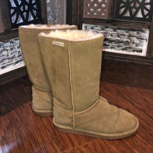 Bearpaw Emma boots
